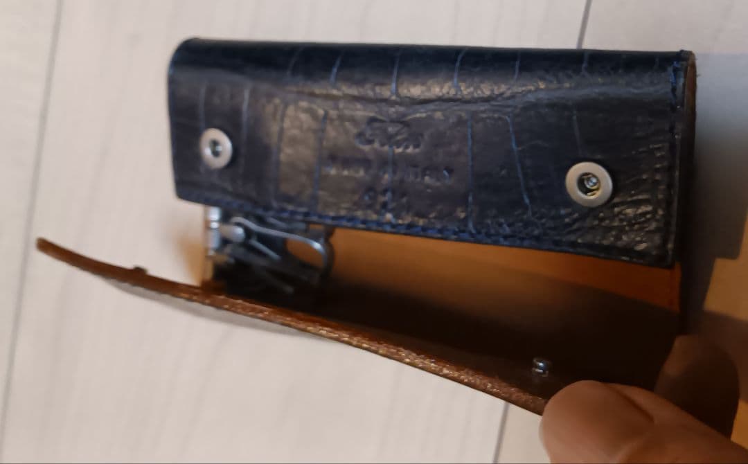 フェリージ クロコダイルレザーキーケース ダークブルー