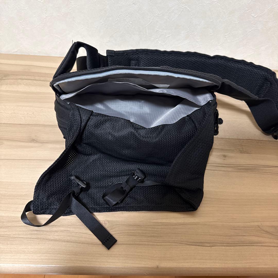 美品【POMULU (ポムル)】2WAYヒップシート （黒）