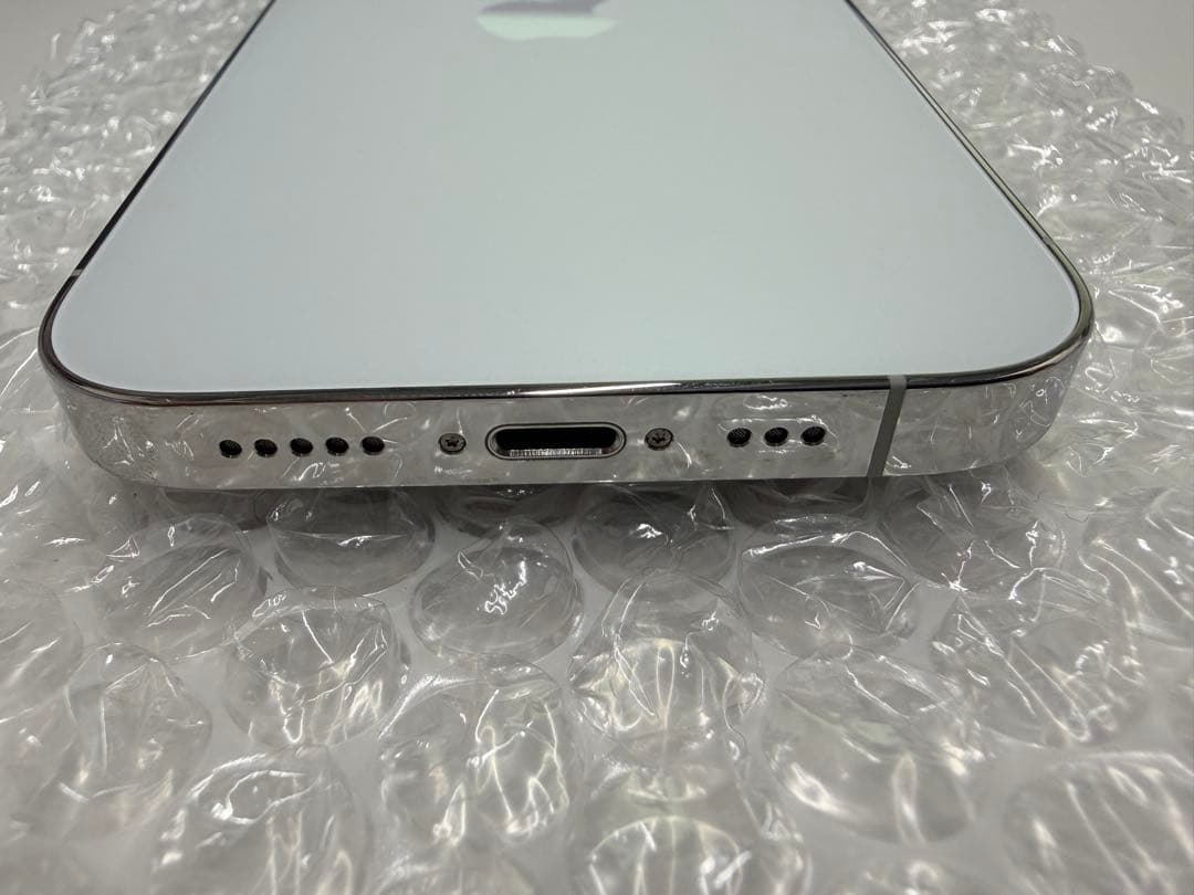 【おすん】Apple iPhone 14 Pro シルバー 本体