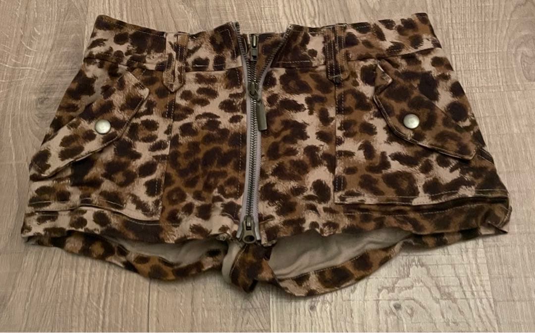 d.i.a.ダイヤ系CECI AL MIEヒョウ柄ショートパンツy2k平成ギャル