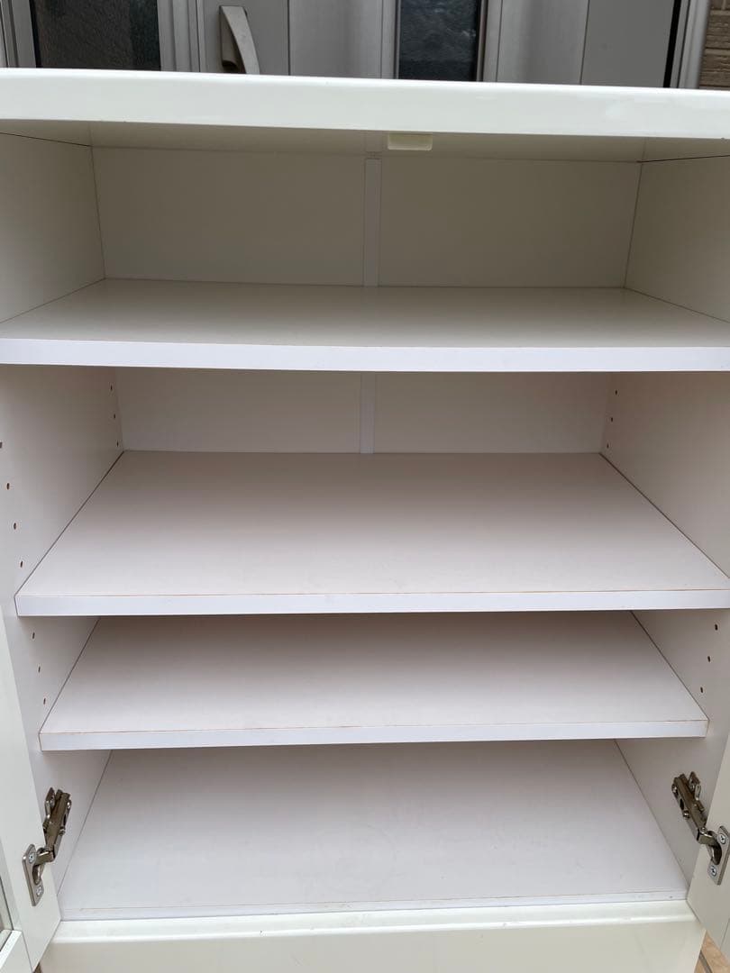 食器棚　キッチン家具　収納　ホワイト　ガラスキャビネット