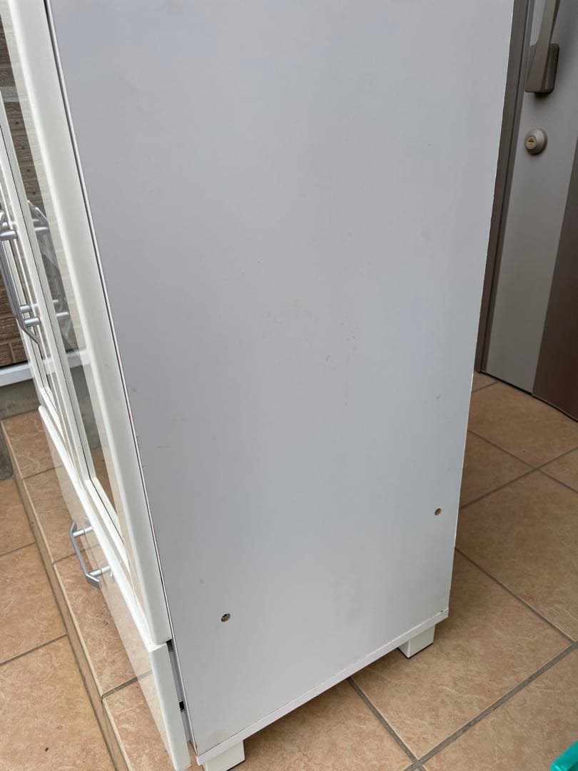 食器棚　キッチン家具　収納　ホワイト　ガラスキャビネット