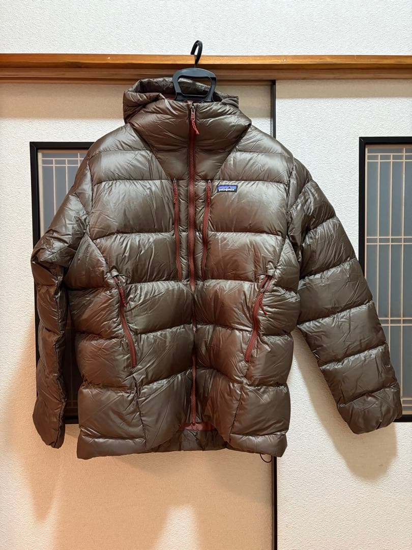 パタゴニア フィッツロイダウンフーディ MRLB 新品 Lサイズ