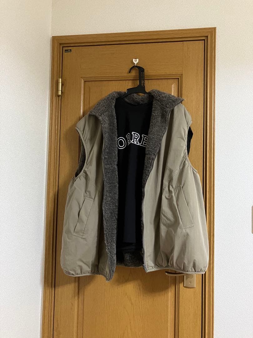 【本日限定値下げ❣️】新品タグ付き！CYNICALの リバーシブルベスト