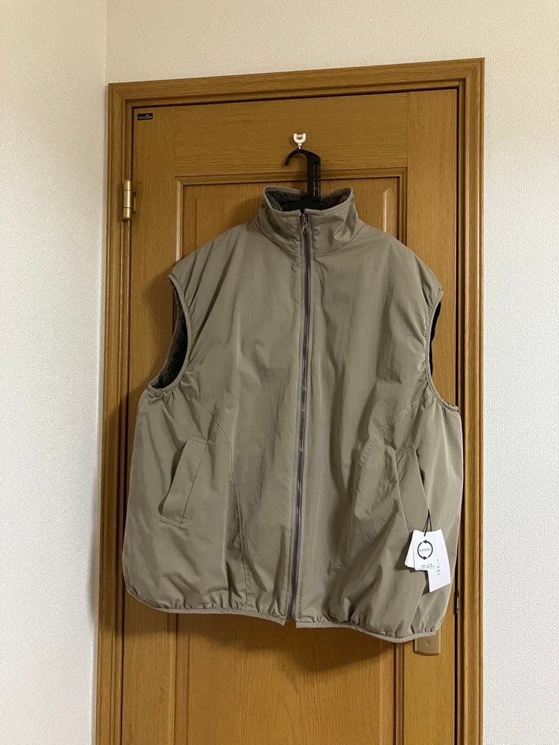 【本日限定値下げ❣️】新品タグ付き！CYNICALの リバーシブルベスト