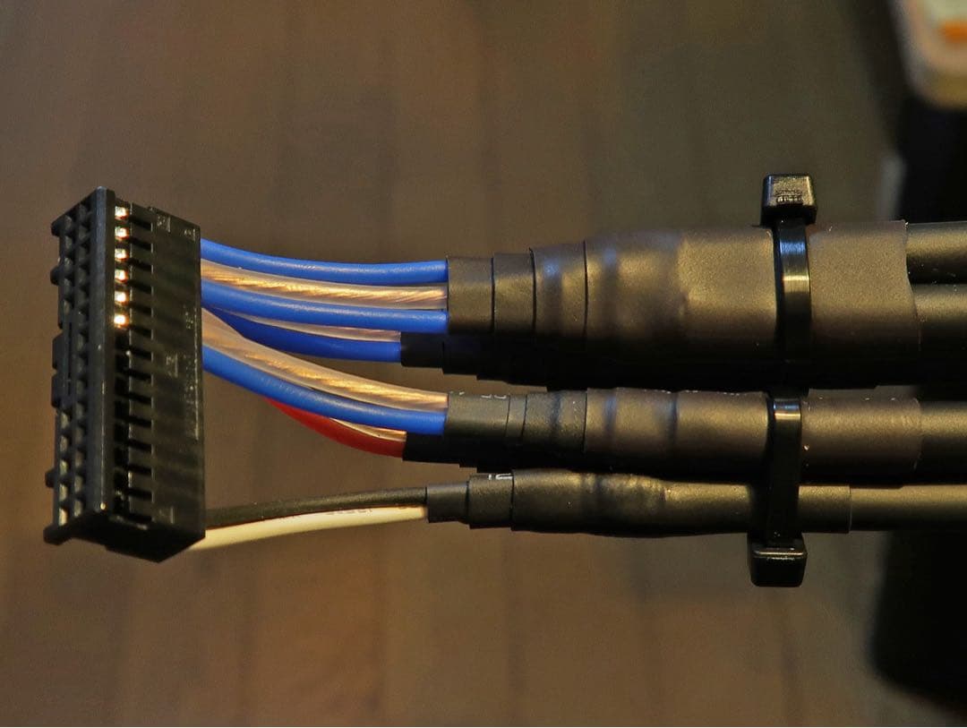 【高音質】サイバーナビ 900〜902XSⅢシリーズ RCA入出力ハーネス