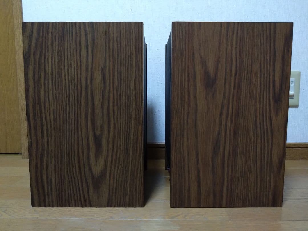 スピーカー・ウーファー JBL J216