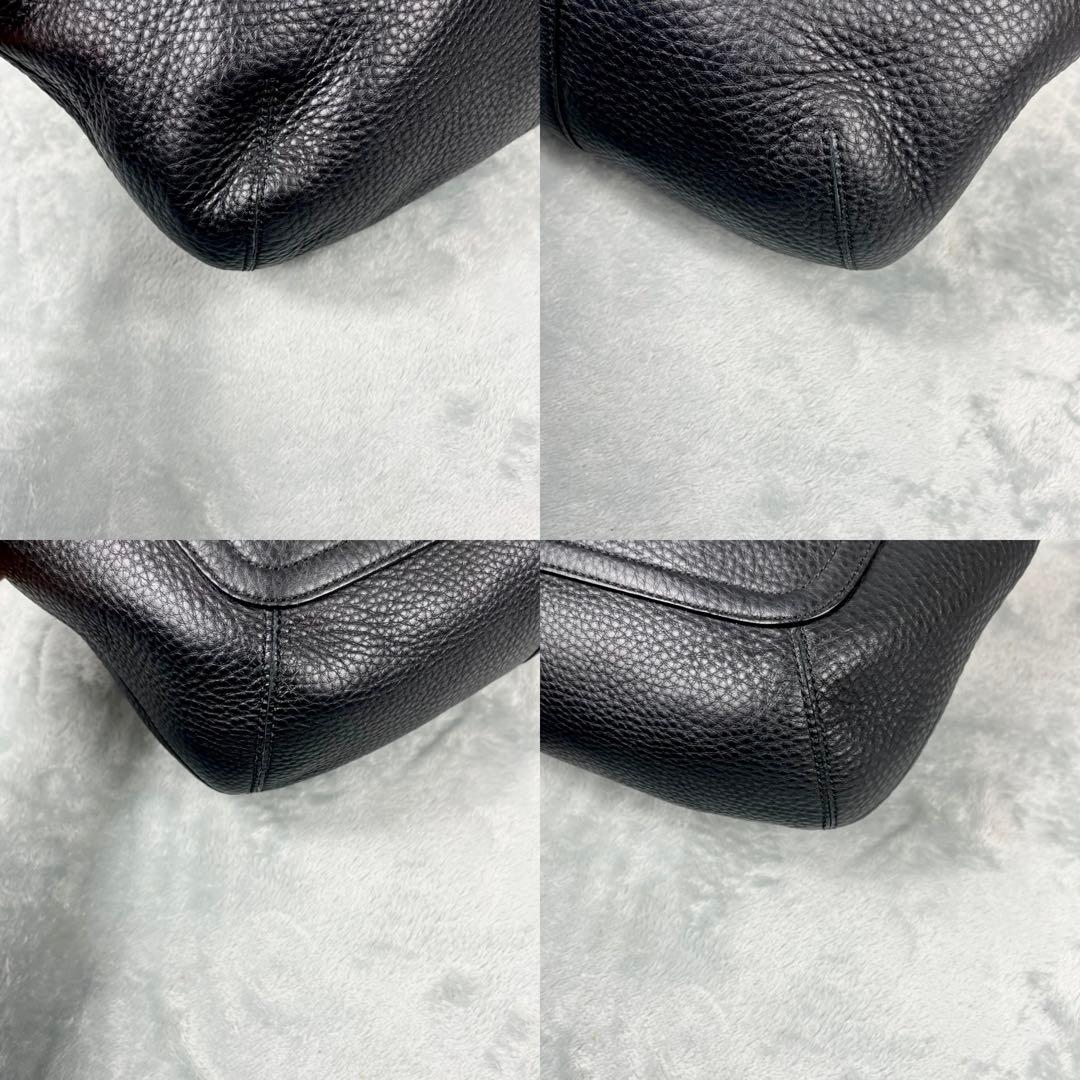 バッグ Coach Hobo Black Hand Bag