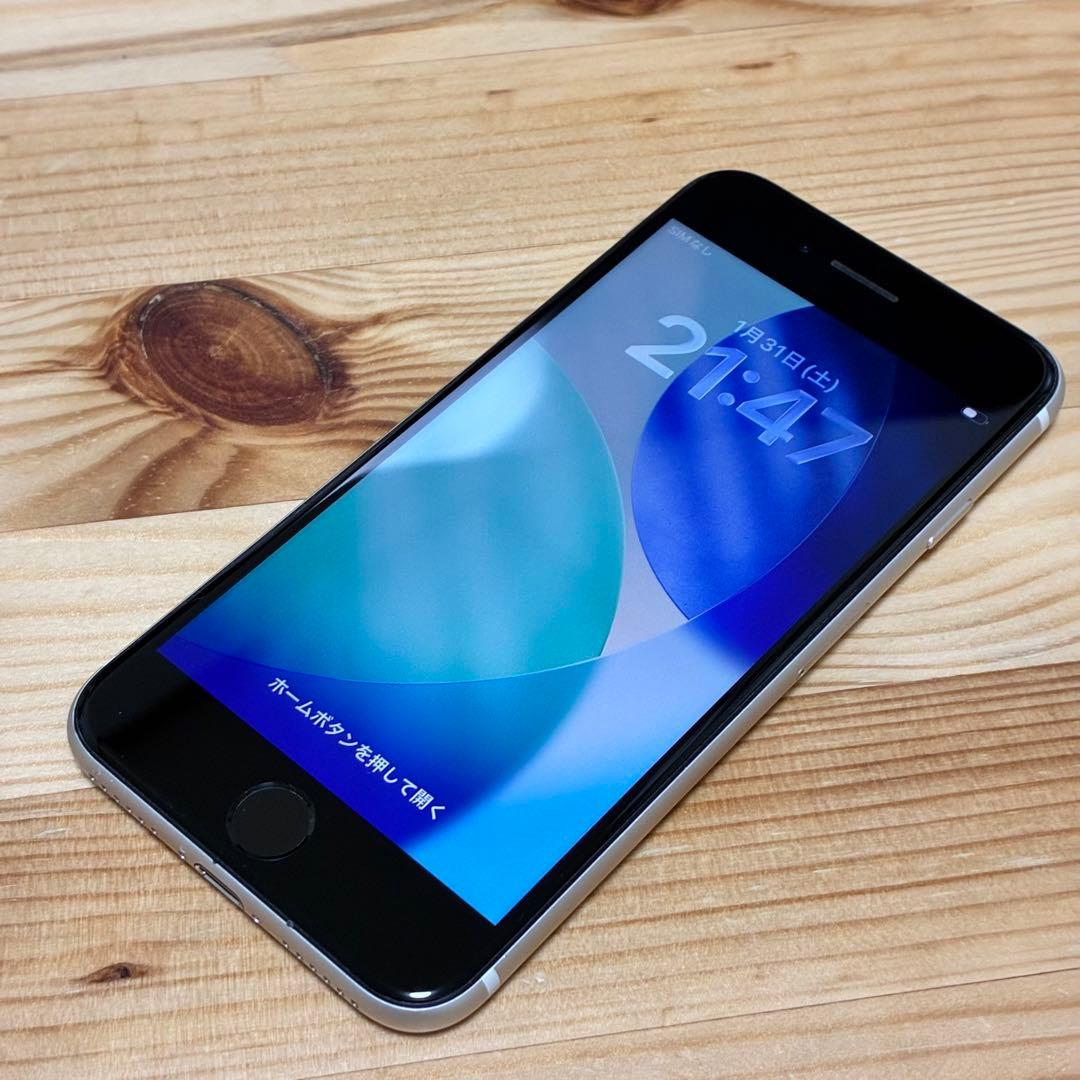バッテリー新品　iPhoneSE第3世代64GB SIMフリー yy17700a
