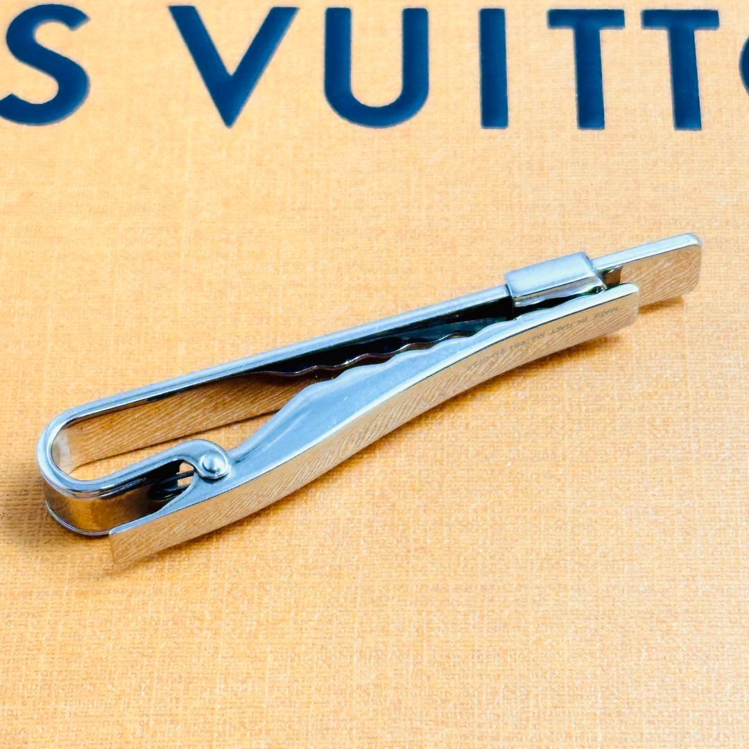LOUIS　VUITTON　LVロゴ　ネクタイピン　シルバー　M61981