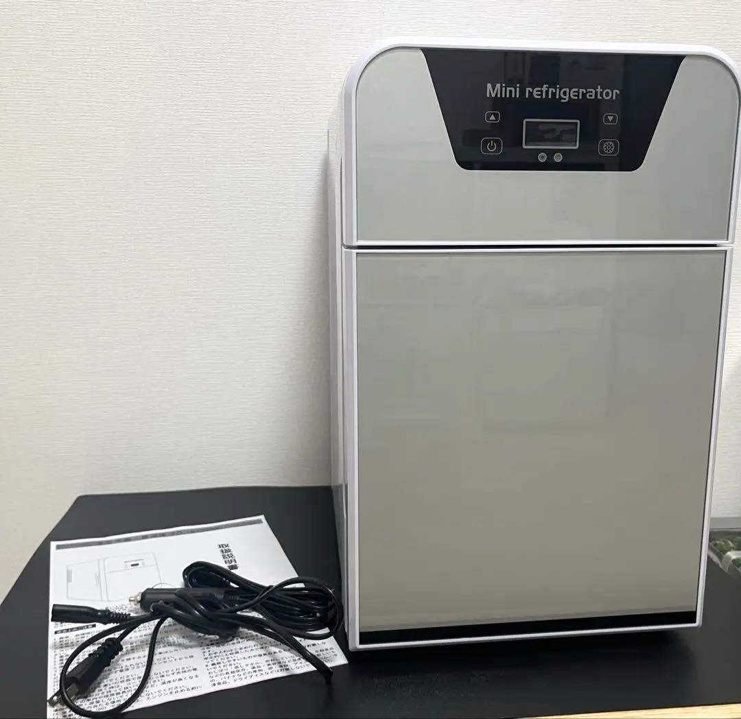 【保温可】ミニ冷蔵庫 22L 軽量 持ち手付き 持ち運び楽々 静音 車内 送料込