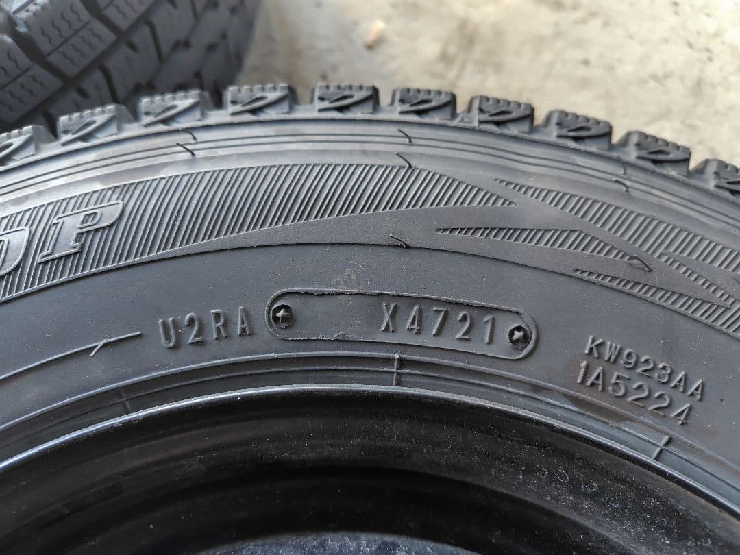 ダンロップ 145/80R12 78/80N 軽バン スタッドレスタイヤセット