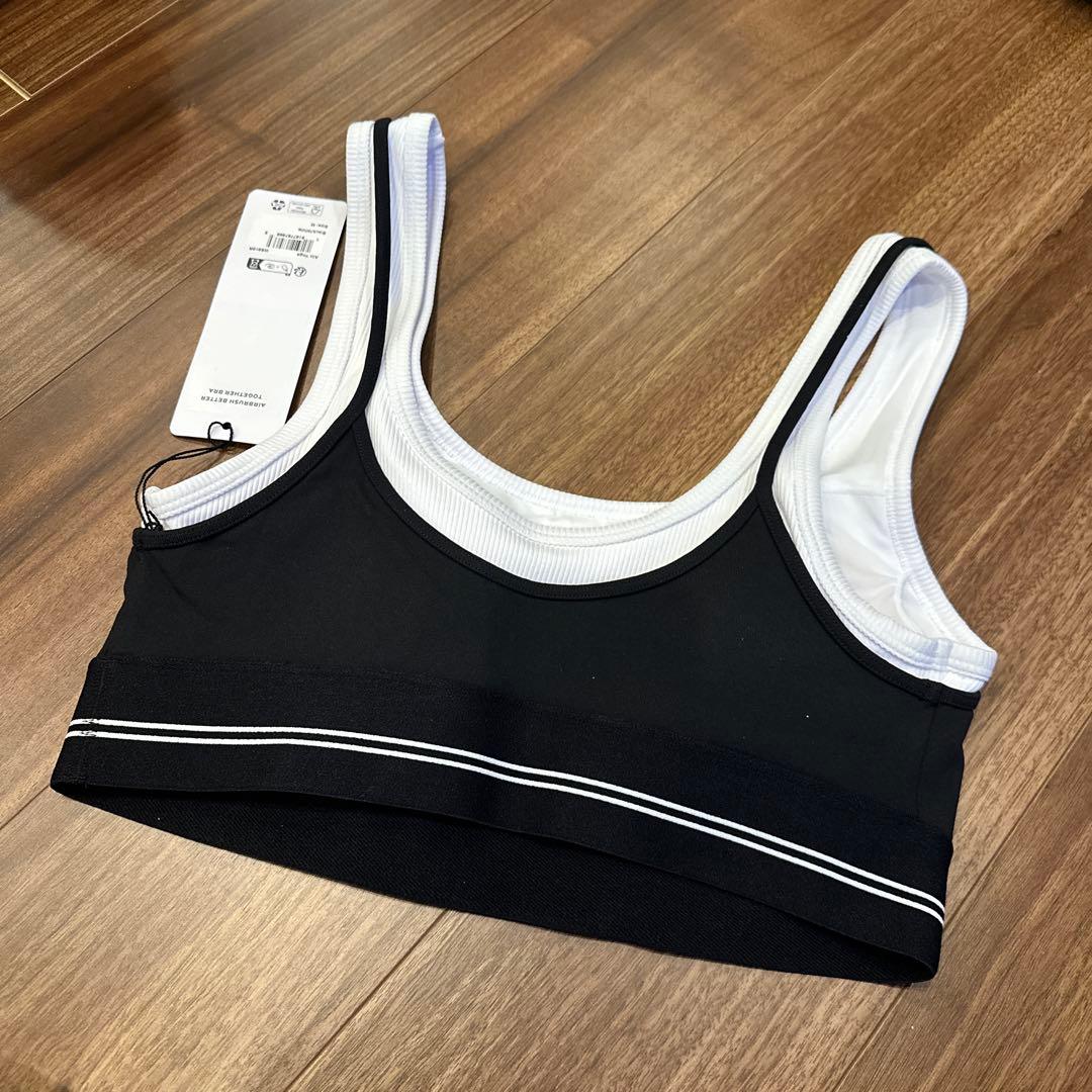 新品　alo ヨガブラ W9818R ブラック/ホワイト M