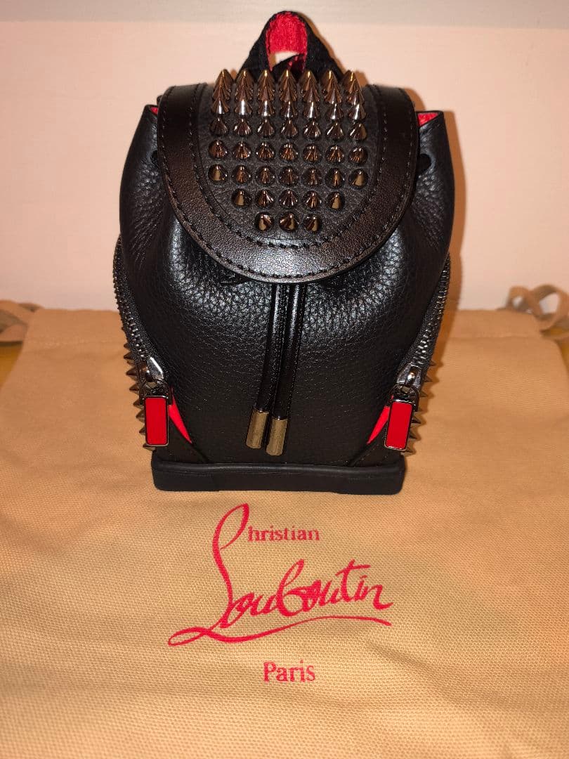 クリスチャンルブタン　エクスプローラーファンク　キーリング