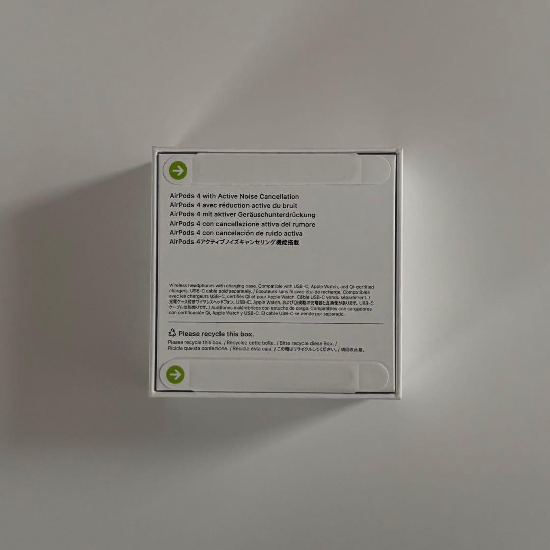 Apple AirPods 4 ノイズキャンセリング搭載　新品未開封