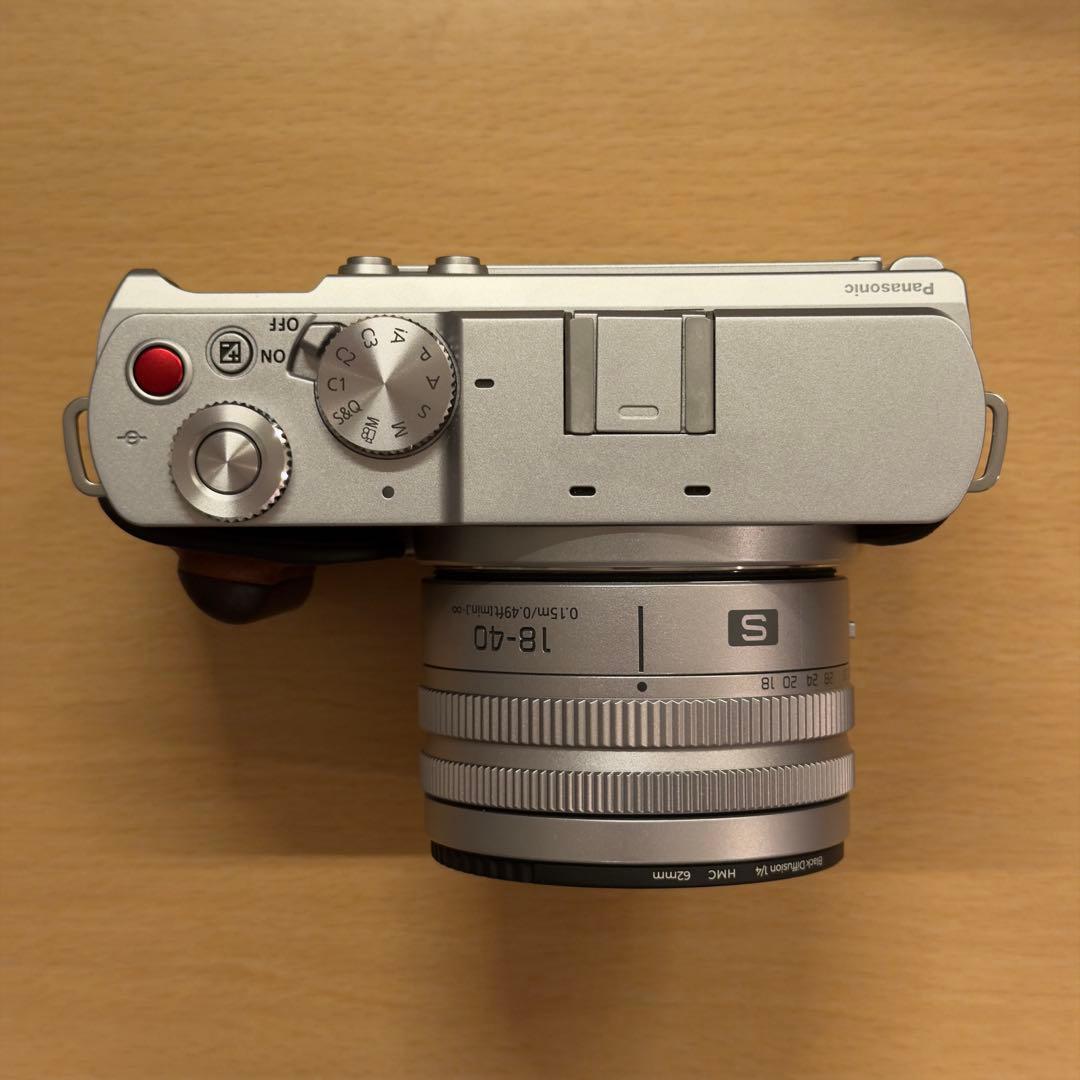 LUMIX S9 ミラーレスカメラ 18-40mmレンズ付き