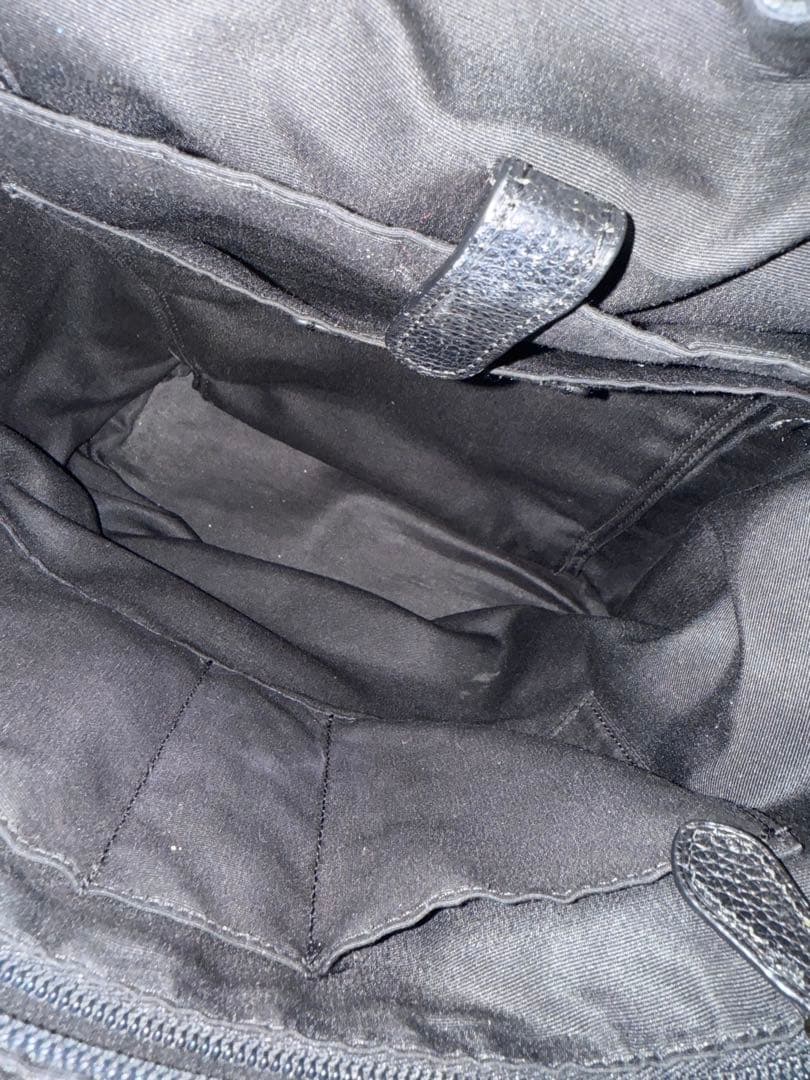 【即完売品】COACH ブラックレザーバックパック　リュック　セール中！！