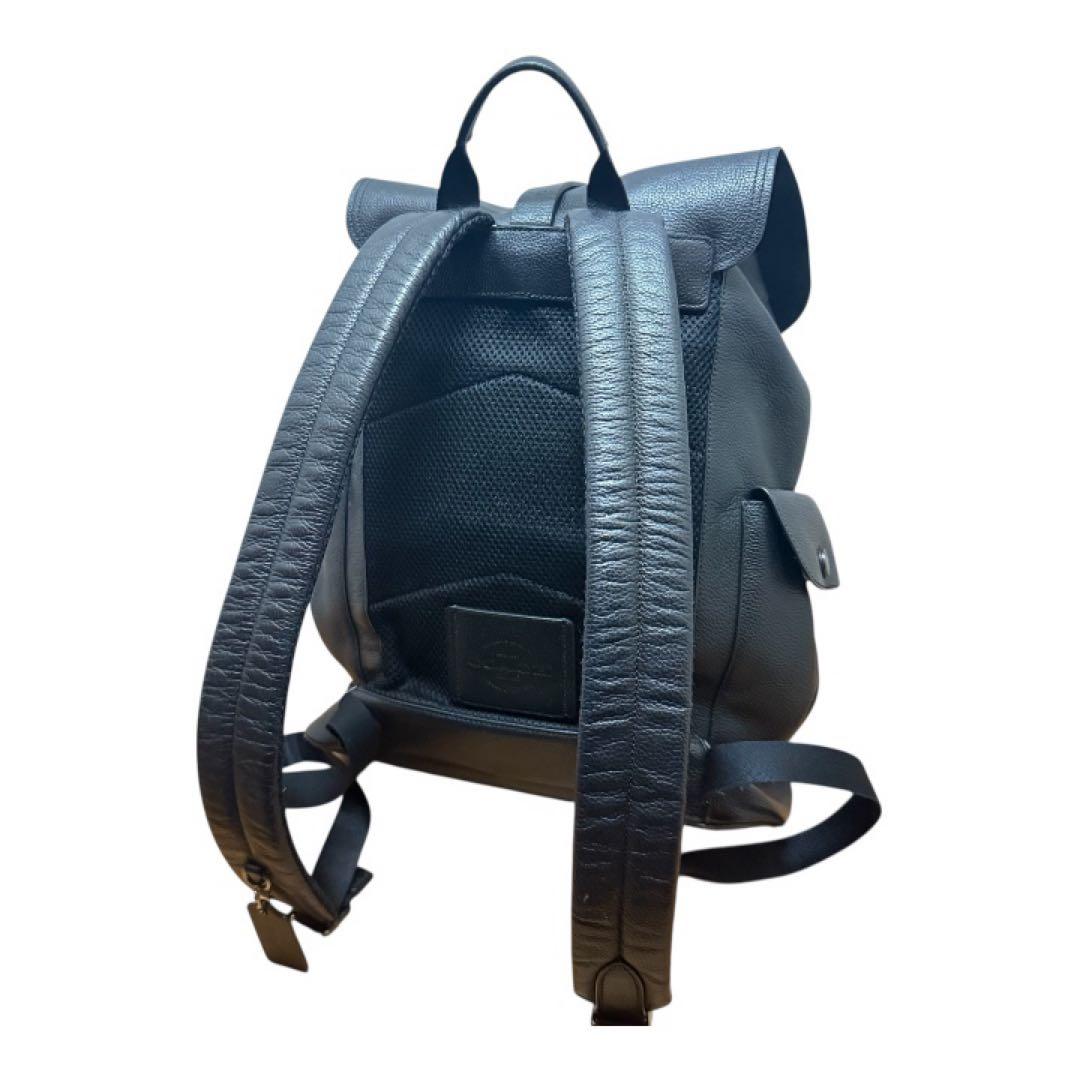 【即完売品】COACH ブラックレザーバックパック　リュック　セール中！！
