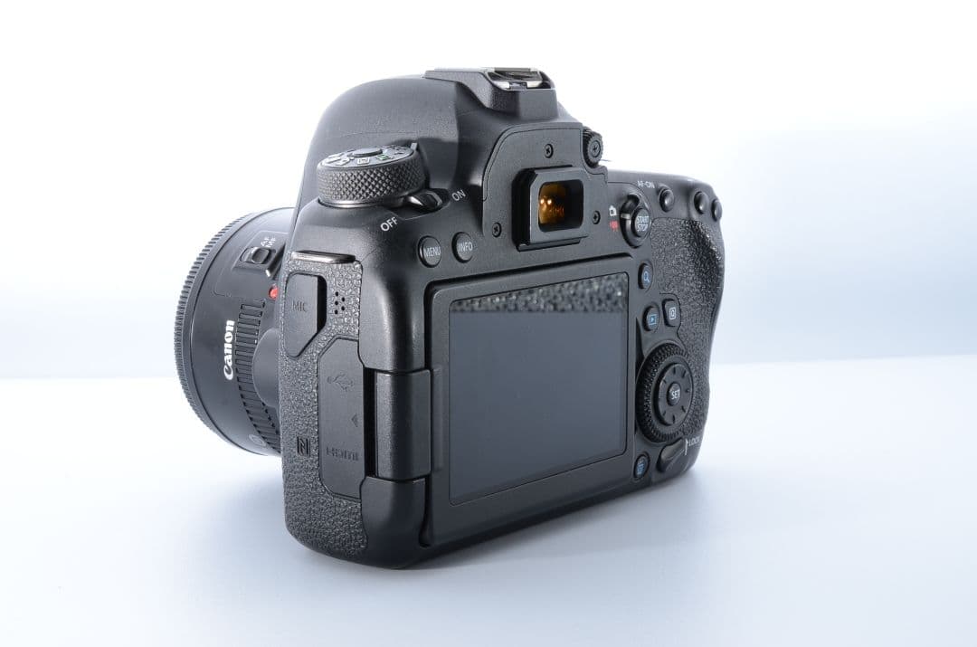 【美品】キヤノン Canon EOS 6D Mark II レンズセット
