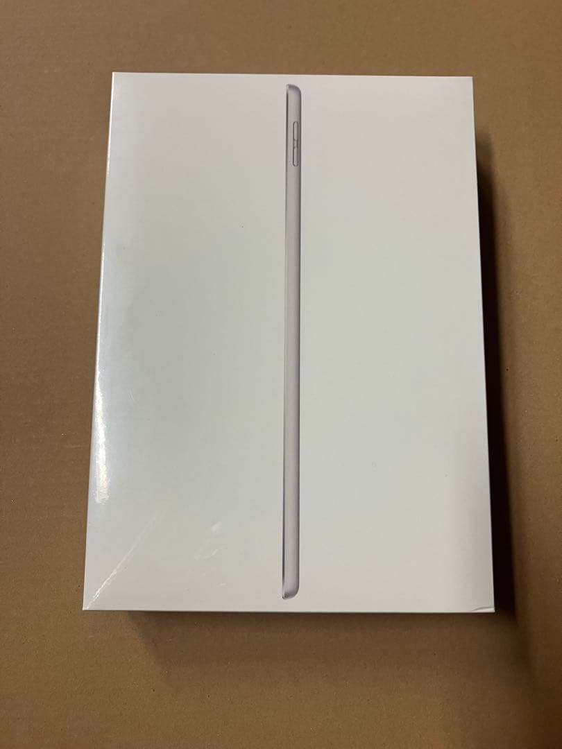 iPad 64GB Wi-Fiモデル　新品　送料込み