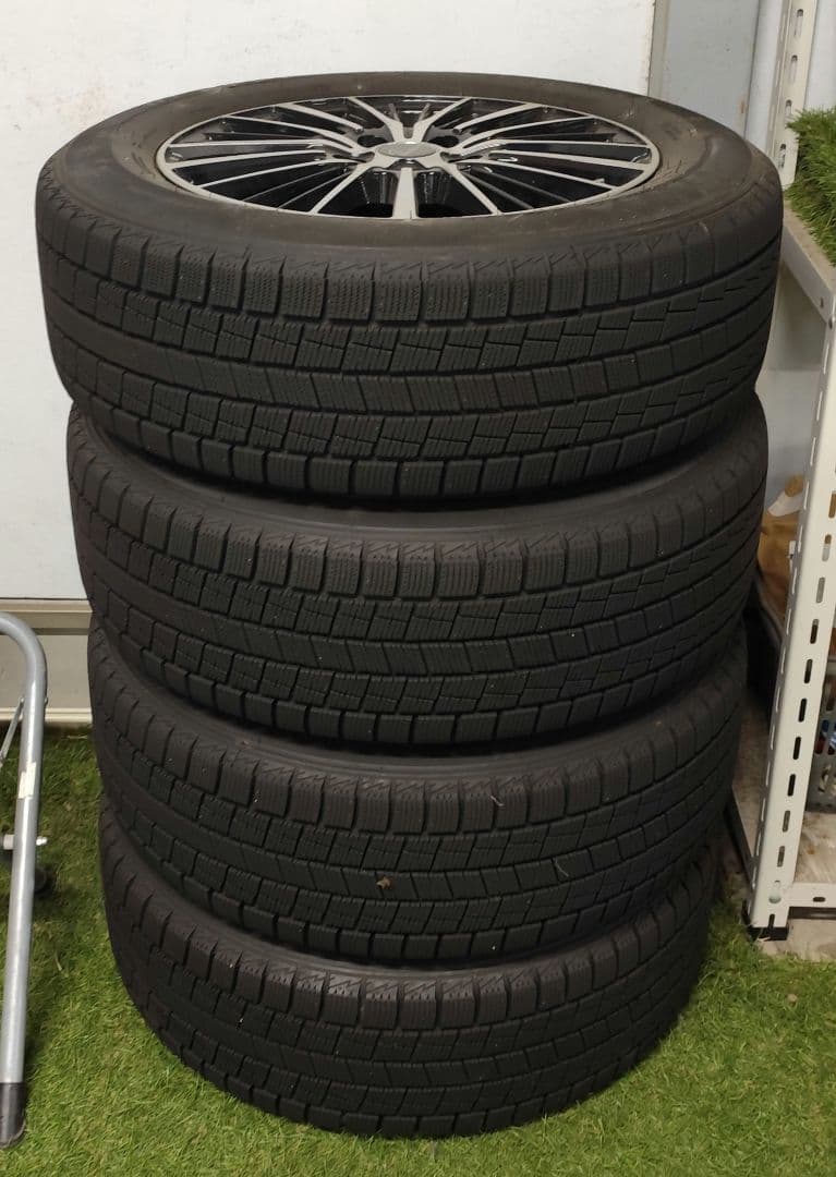 225/60R17 スタッドレスタイヤ・ホイールセット