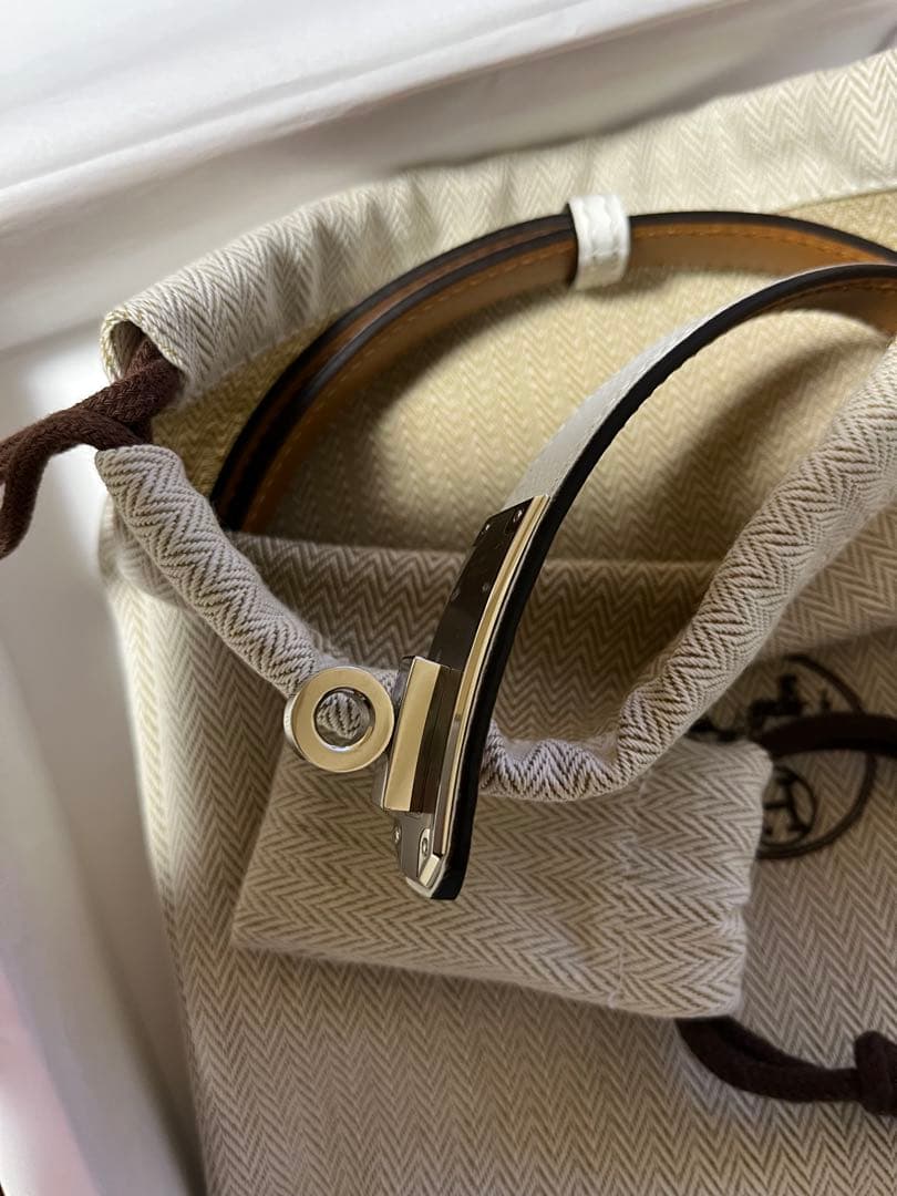 エルメス　白　ケリーベルト　新品未使用　早い者勝ちです☆