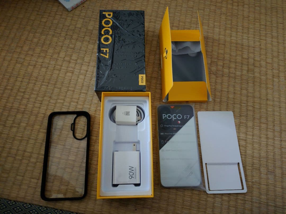 POCO F7 シルバー 12GB RAM 256GB ROM