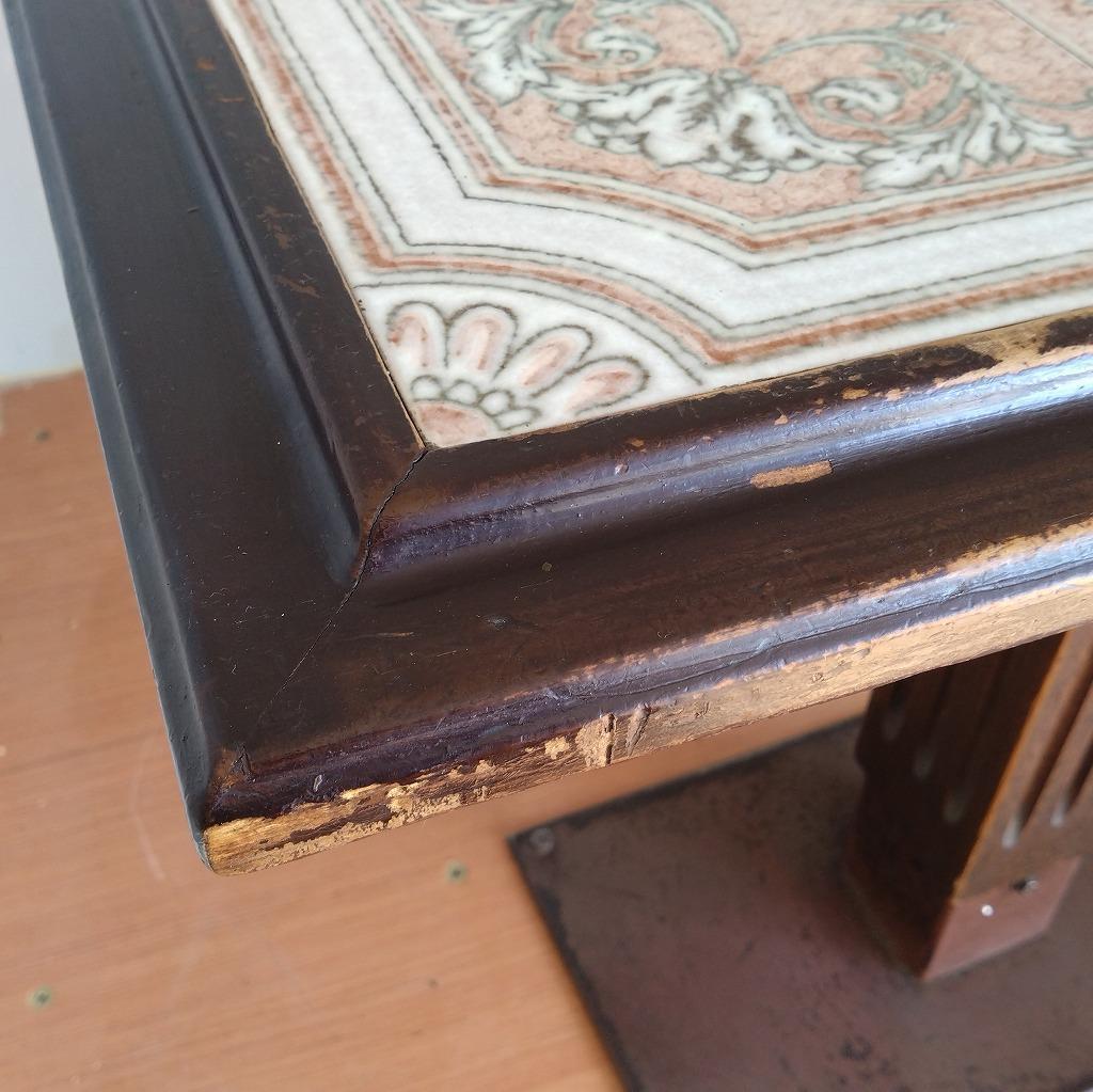 レトロモダン　カフェテーブル　国産