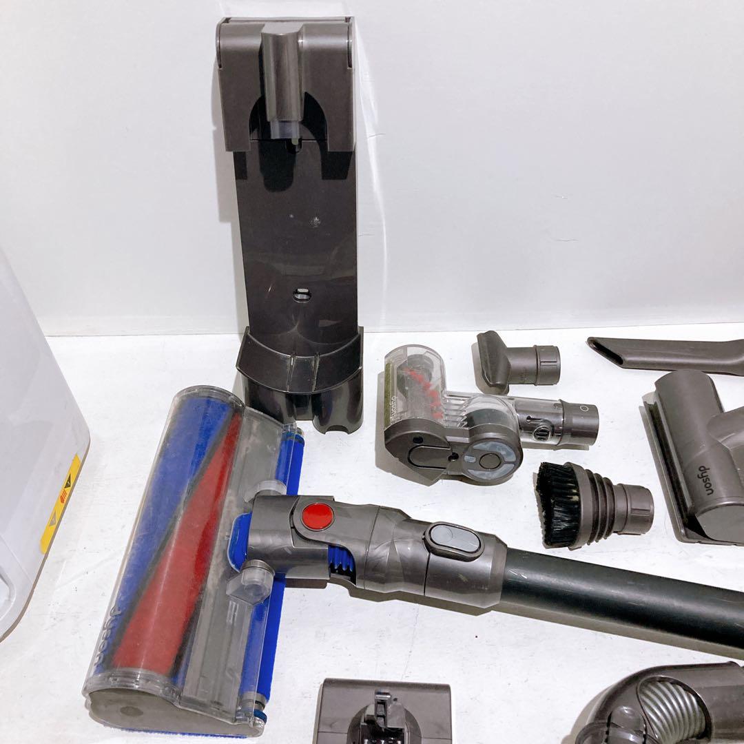 ☆【ジャンク扱い・まとめ売り】ダイソン Dyson 掃除機 本体 パーツ