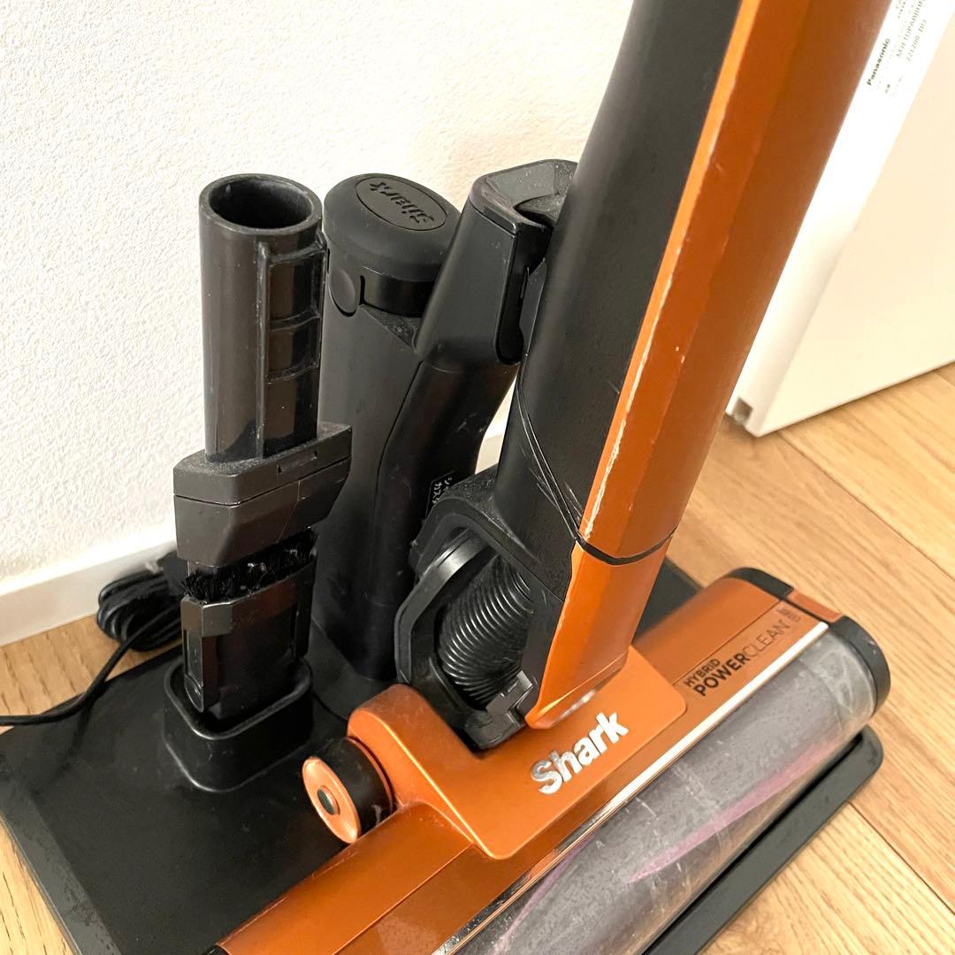 SHARK　シャーク コードレス掃除機 サイクロン掃除機 CS651JOR