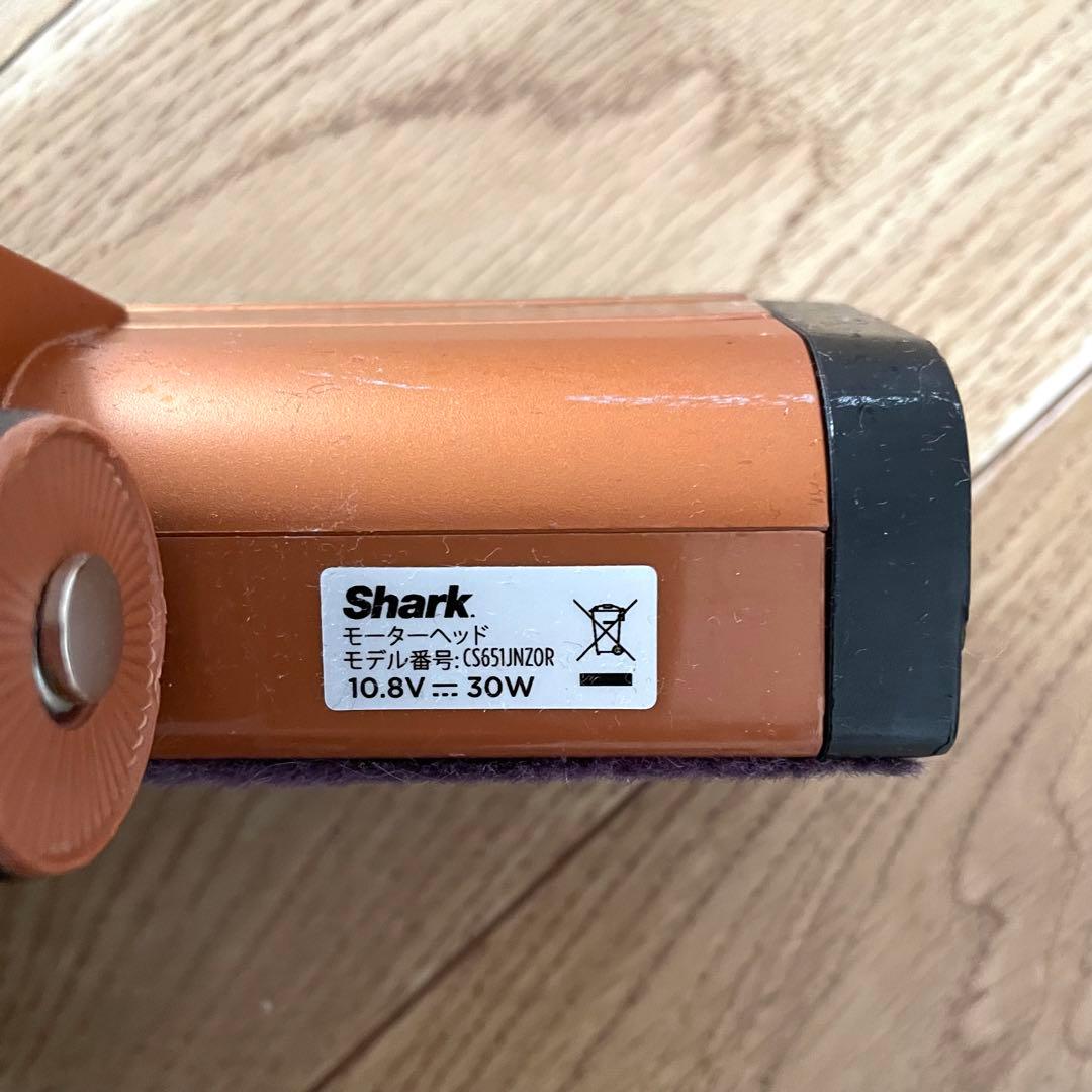 SHARK　シャーク コードレス掃除機 サイクロン掃除機 CS651JOR