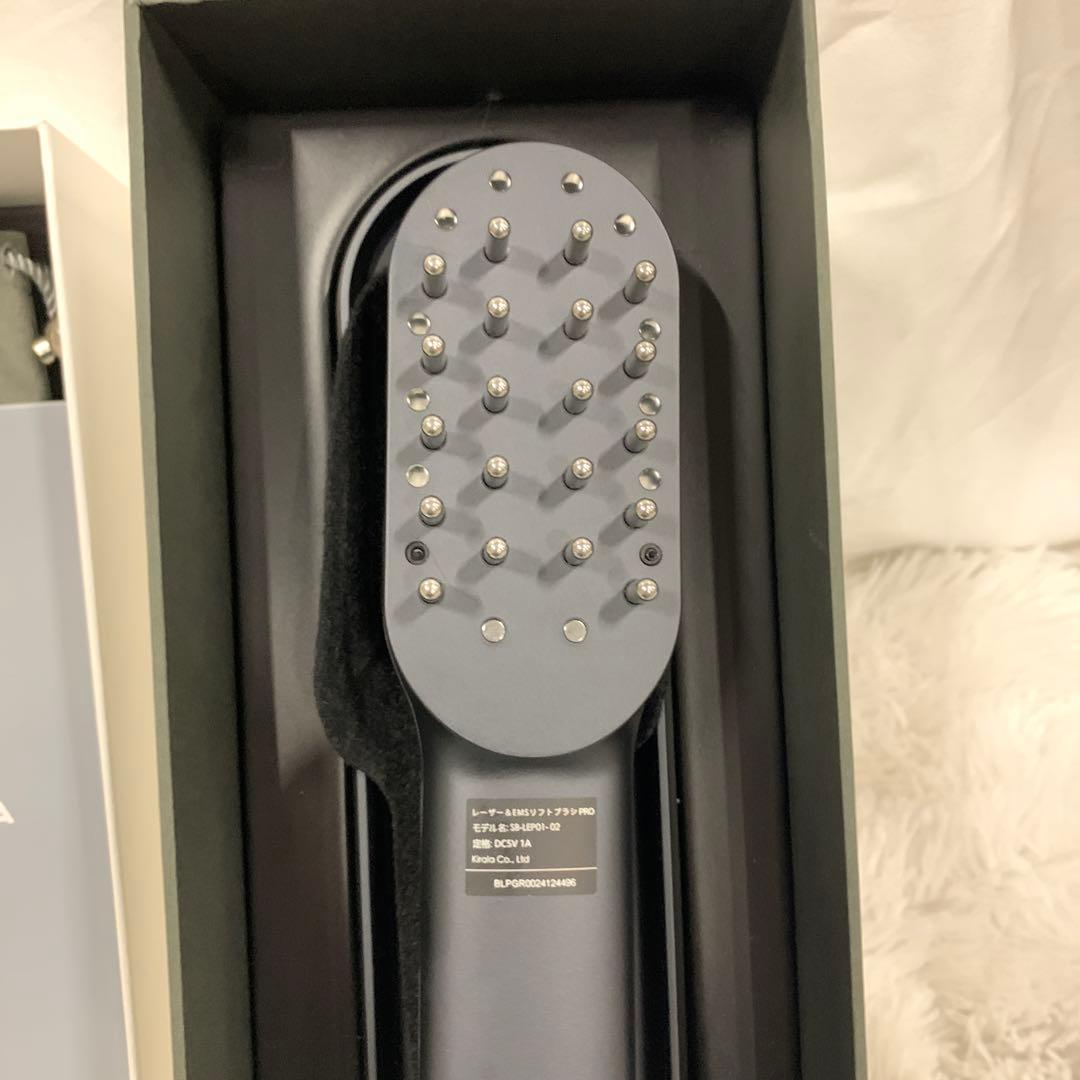 J2271 STELLA BEAUTE レーザー & EMSリフトブラシ PRO