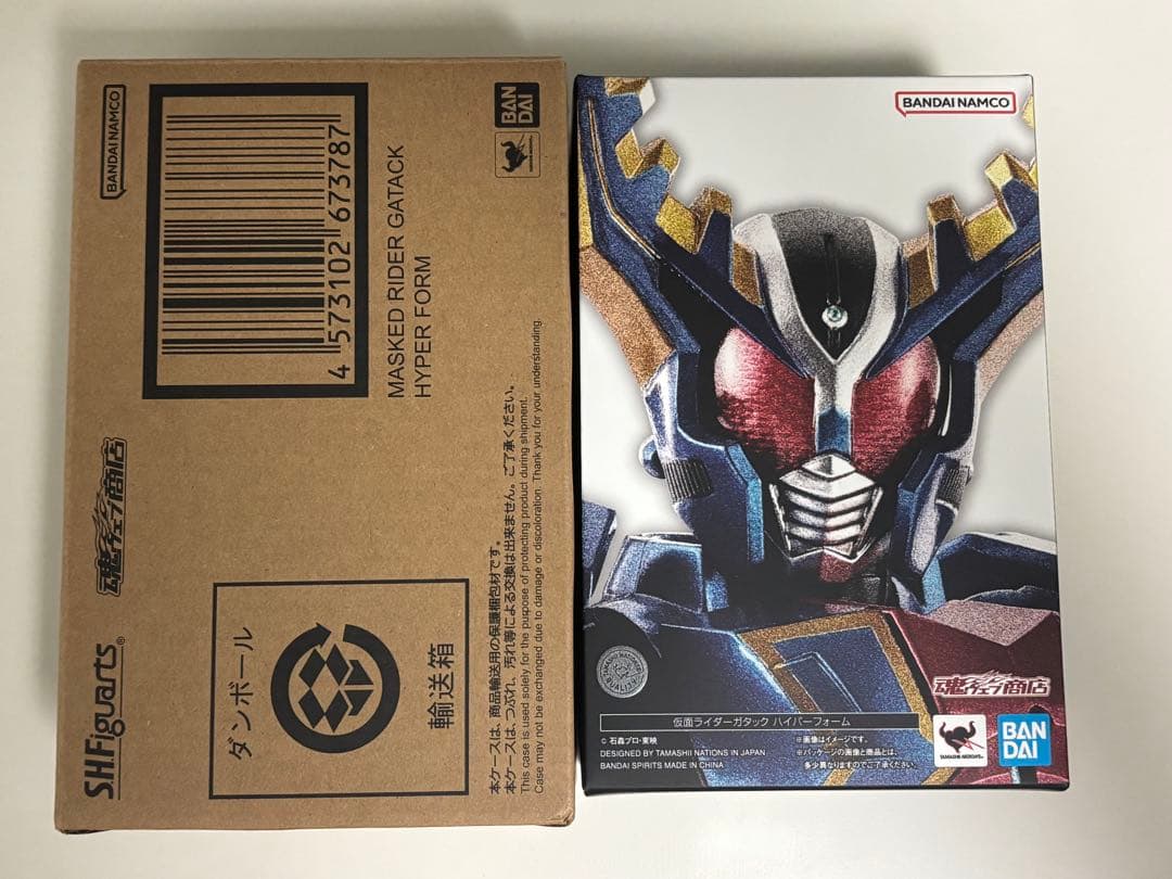 S.H.Figuarts 真骨彫製法　仮面ライダーガタック　ハイパーフォーム
