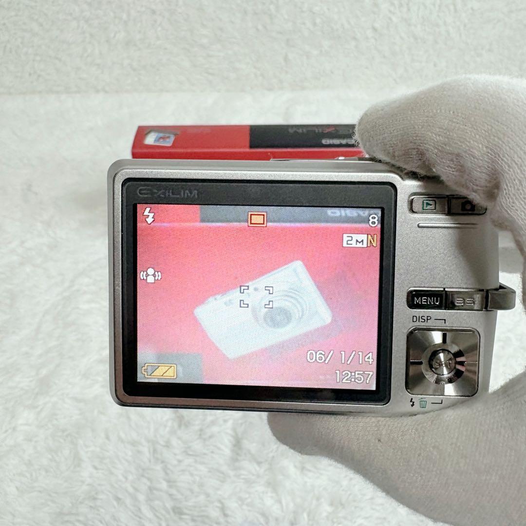 CASIO EXILIM EX-Z600 コンデジ 600万画素 動作品