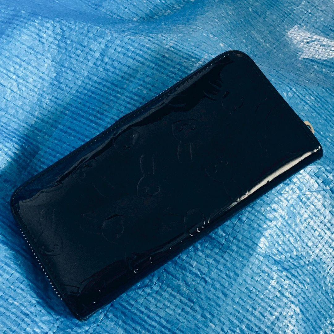 CUNE エナメル ブラック 長財布
