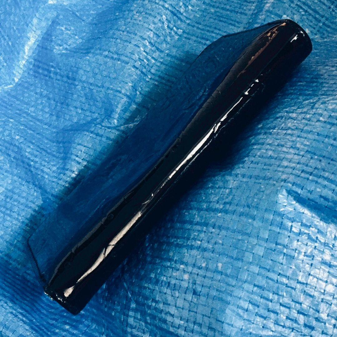 CUNE エナメル ブラック 長財布