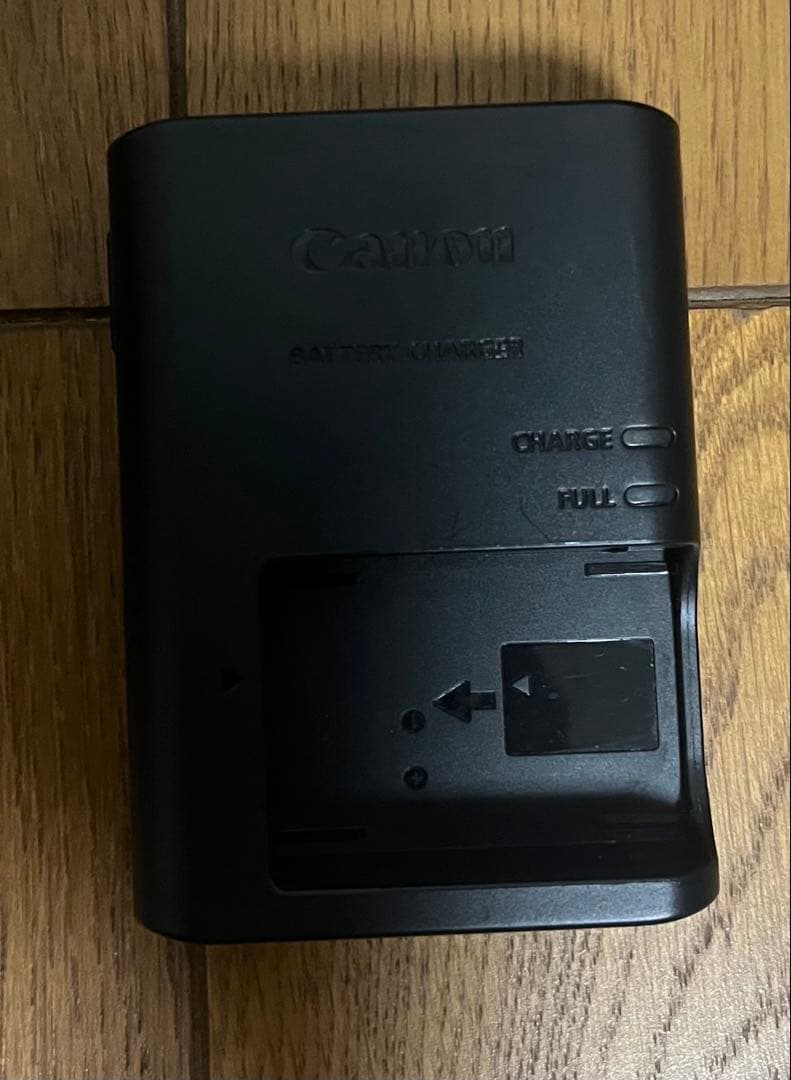 Canon EOS kiss m ミラーレス一眼カメラ