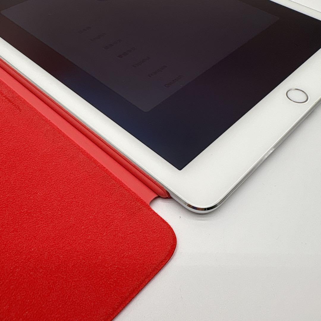 り*ん様 iPad Air2 第2世代 128GB 9.7 シルバー カバー・フ