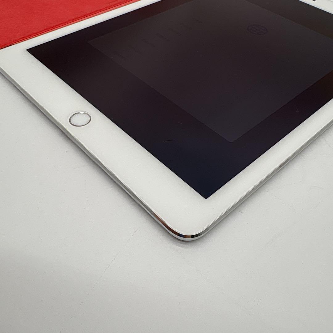 り*ん様 iPad Air2 第2世代 128GB 9.7 シルバー カバー・フ