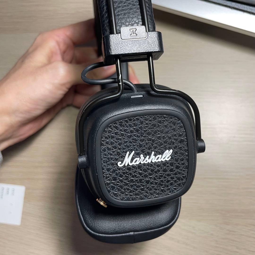 Marshall Major V ブラックワイヤレスヘッドホン