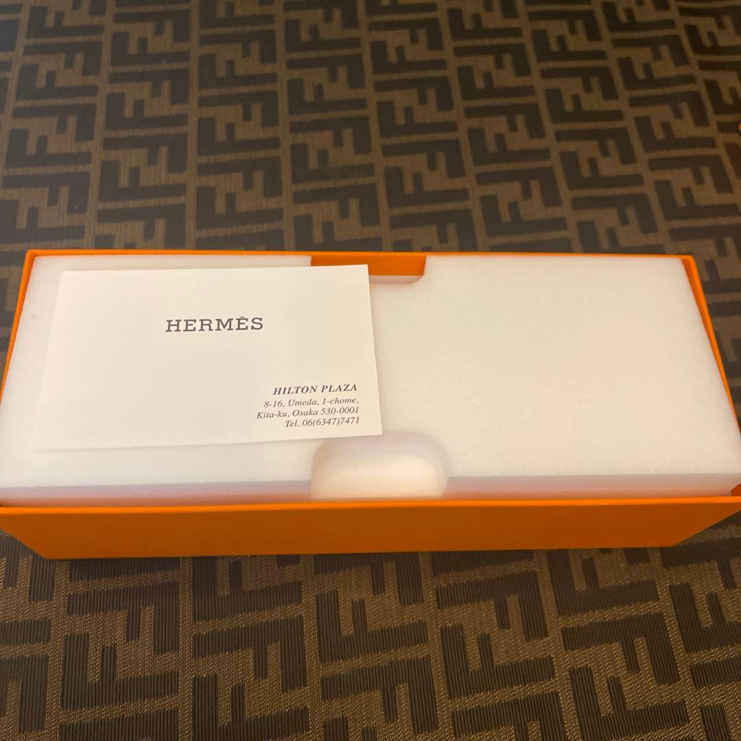 HERMES ブラックレザー キーホルダー