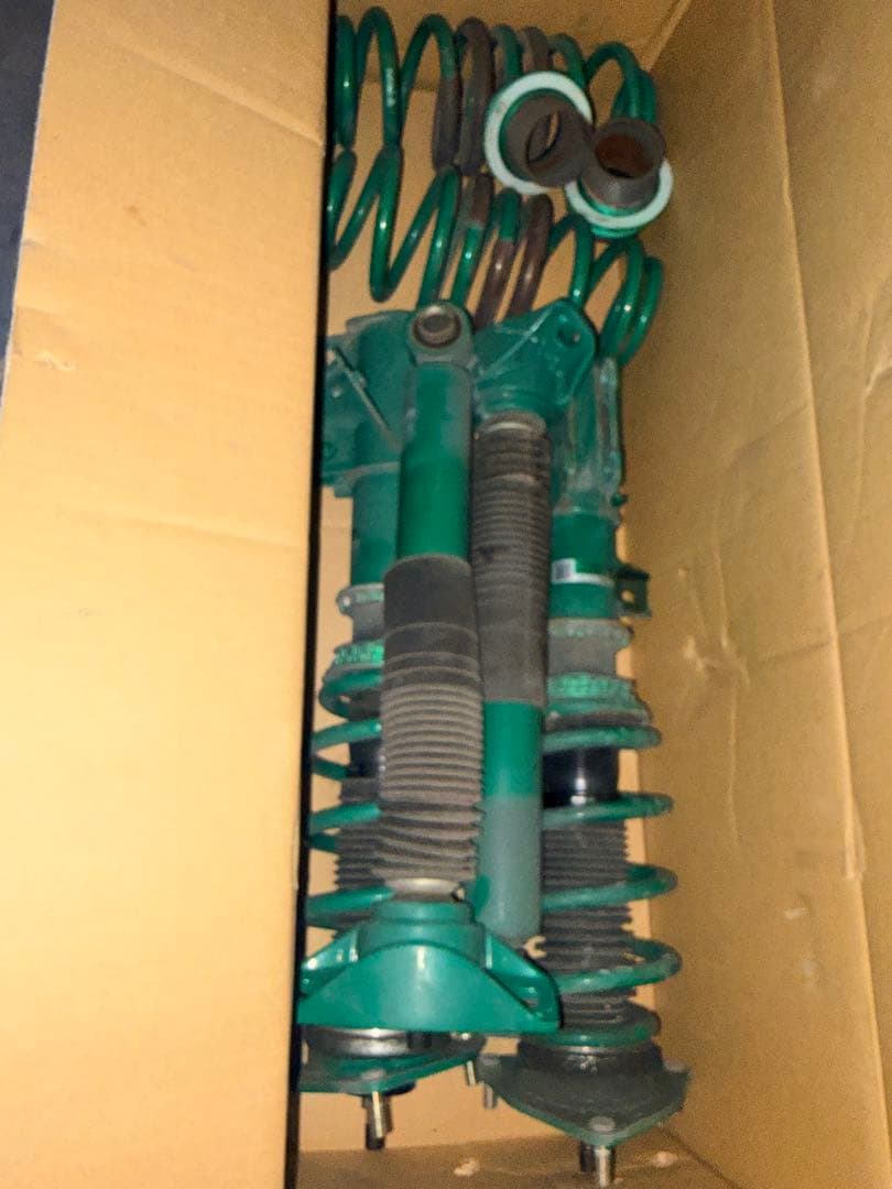 gowas 様　　TEIN サスペンションキット 調整可能 グリーン