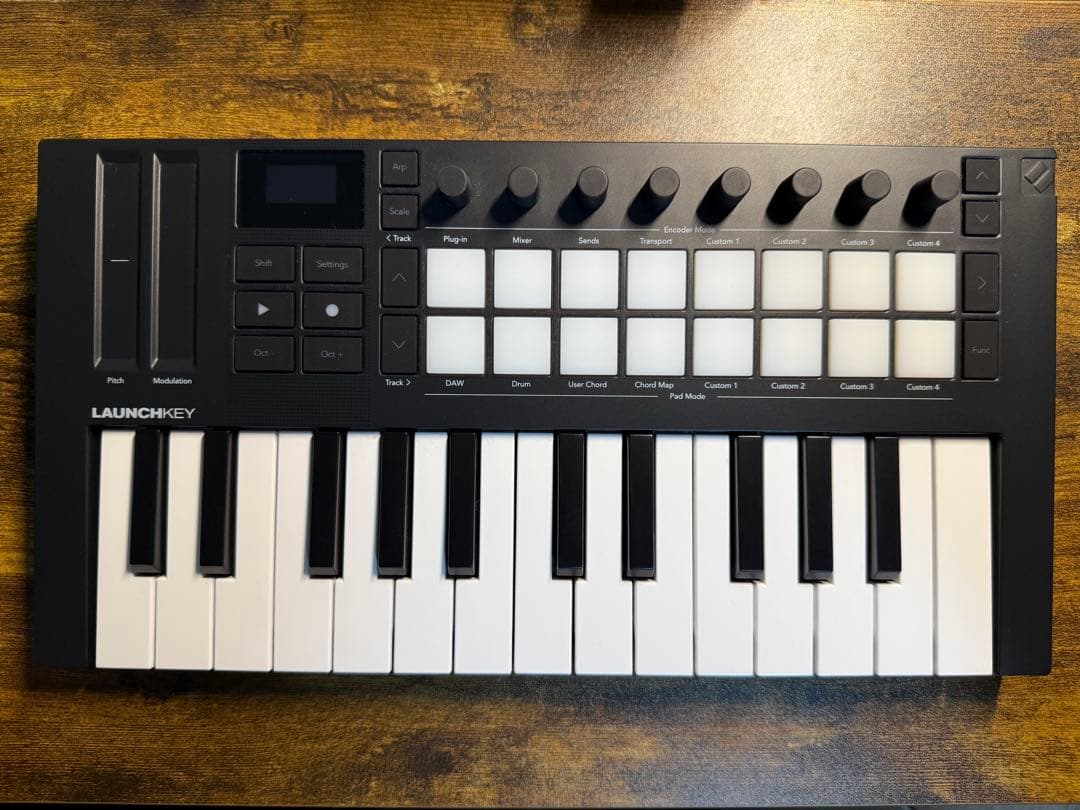 Launchkey Mini 25 Mk4 / IXO12 セット