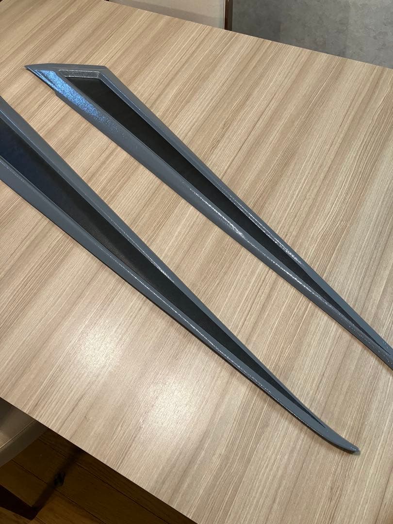 キャラバン Body Lineドアアウターパネル ステルスグレー塗装済　used