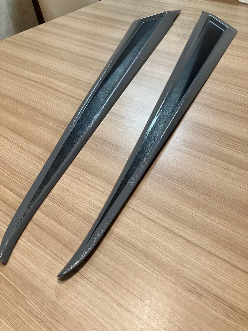 キャラバン Body Lineドアアウターパネル ステルスグレー塗装済　used