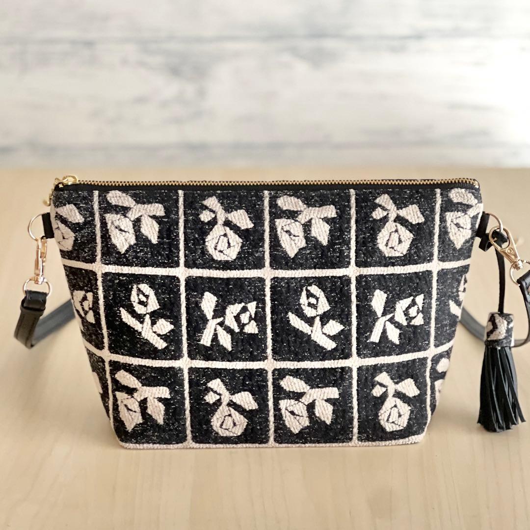 ミナペルホネン Lulu beigeショルダーバッグMB508-311