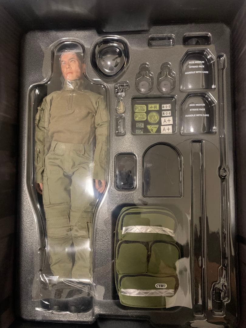 カ*オ様 HK POLICE1/6