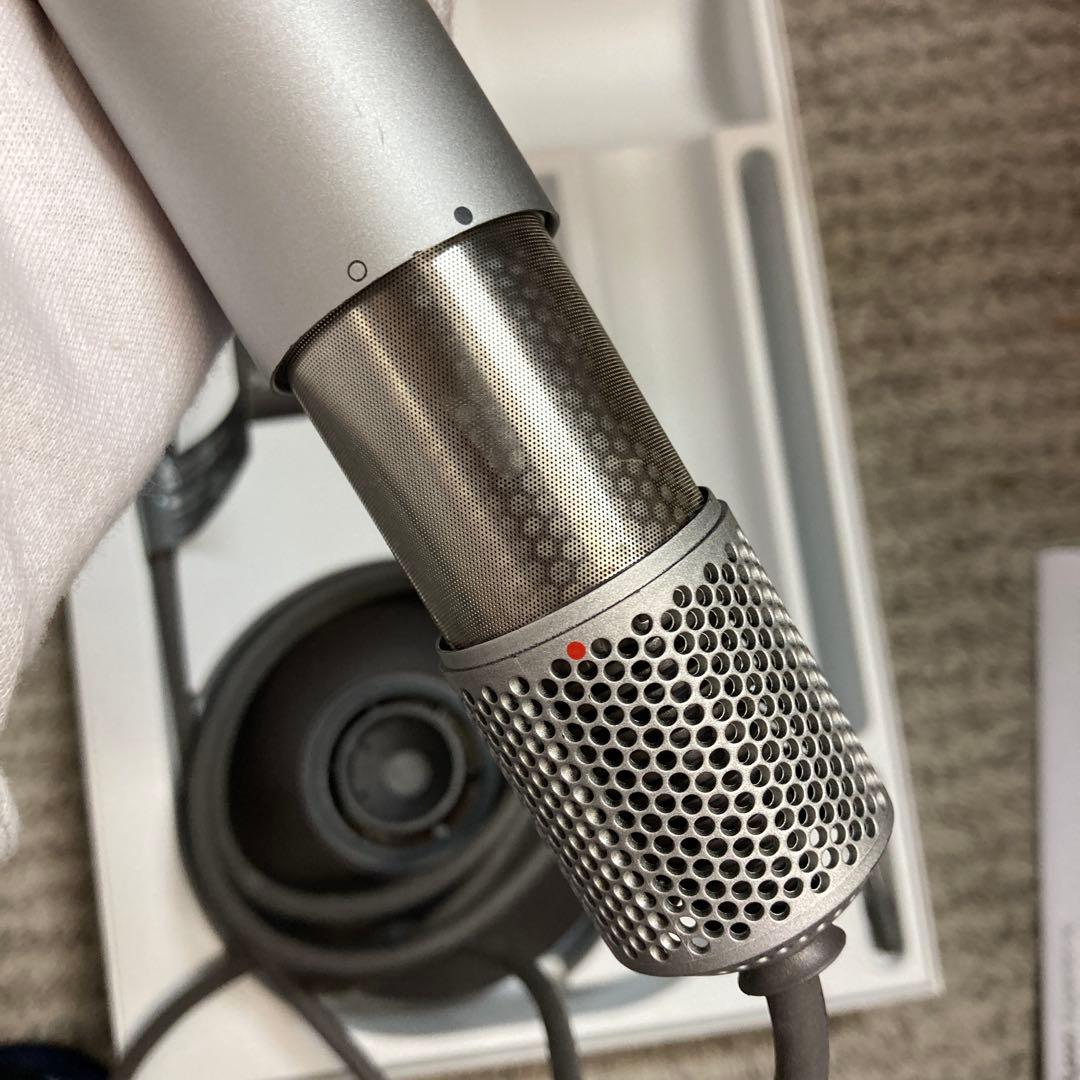 動作品 dyson HD01 supersonic ダイソン ドライヤー