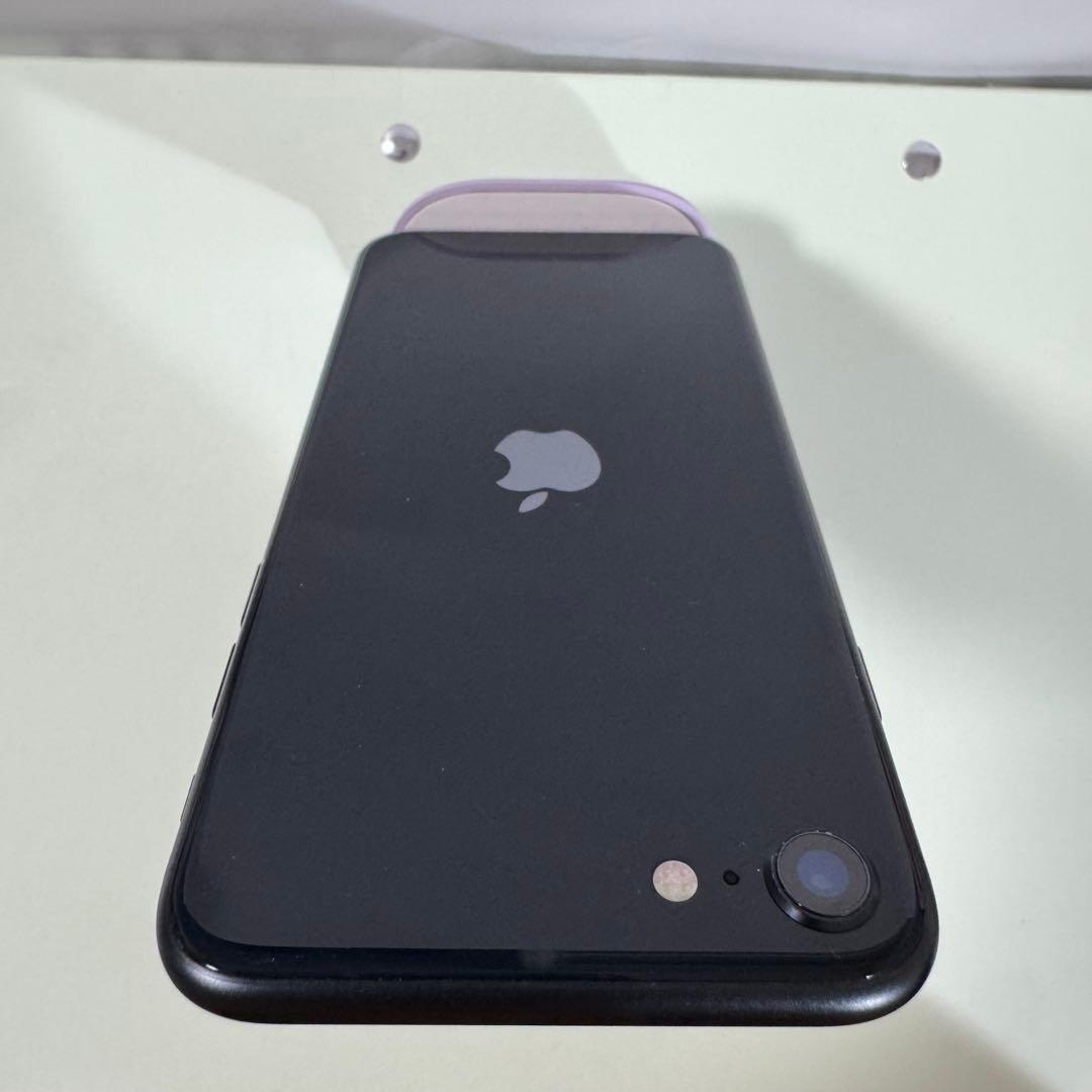 【美品】iPhone SE3（第3世代）128GBスターライトSIMフリー