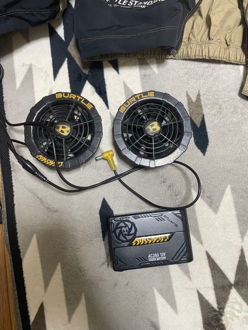 Burtle AC260 ファン付きジャケット 破れあり　バートル